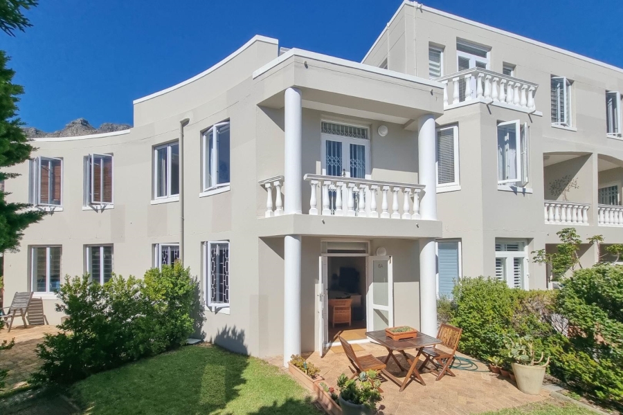 To Let 2 Bedroom Property for Rent in Devils Peak Western Cape